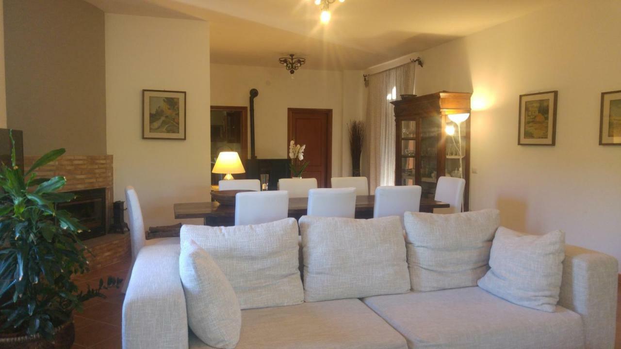 Villa Degli Olmi Allumiere Exteriör bild